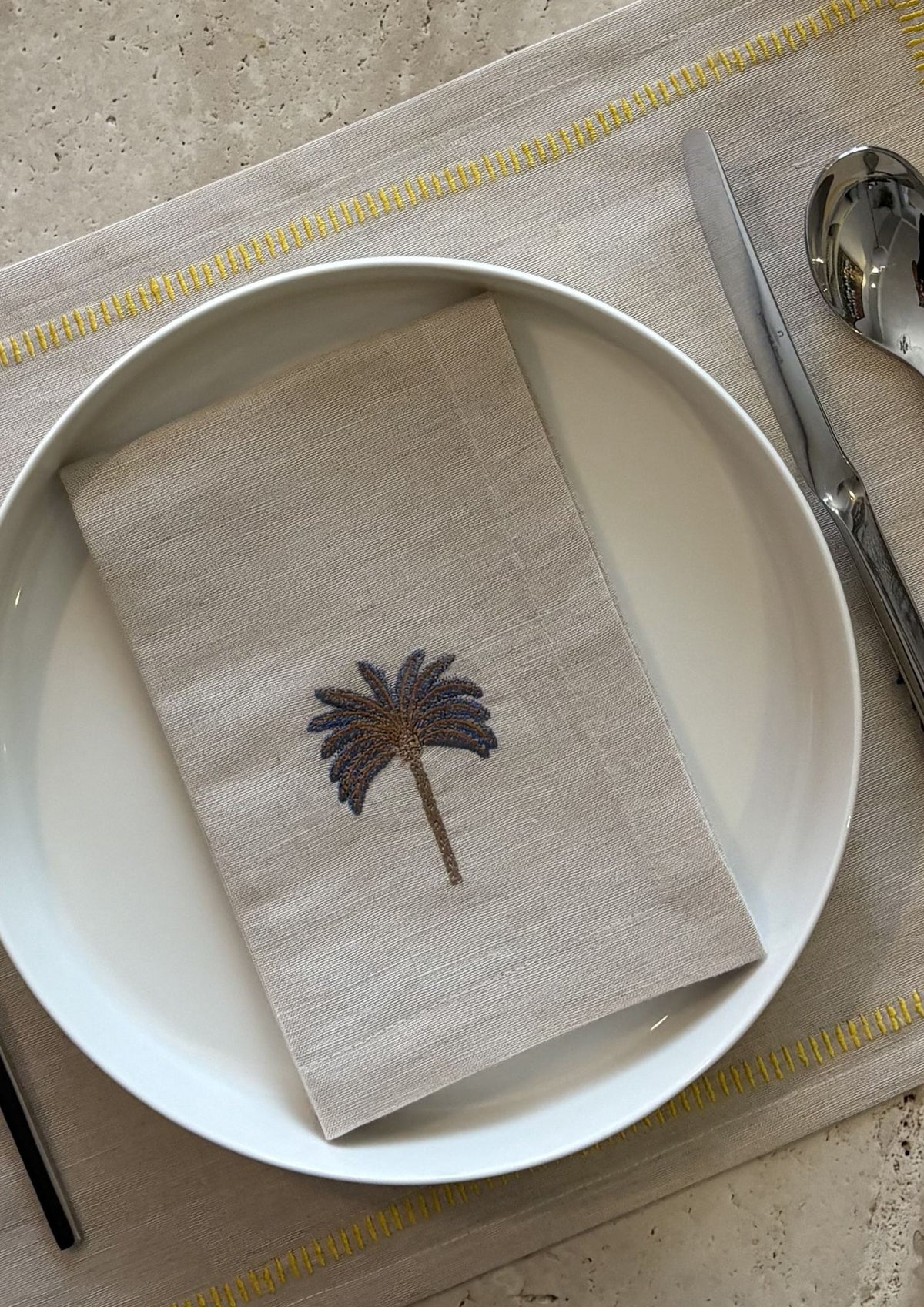 palm napkin